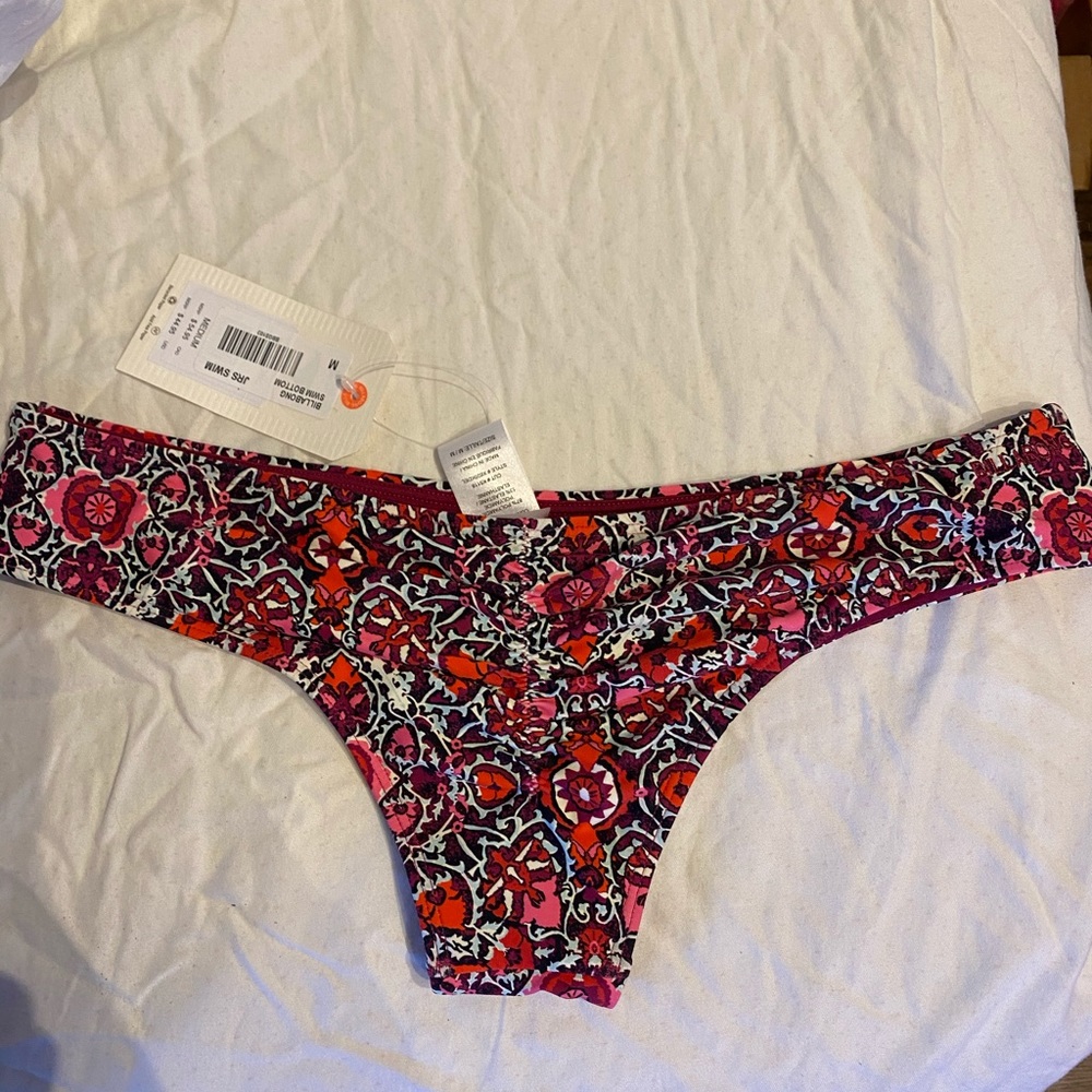 NWT billabong swim bottoms size M - cheeky fit